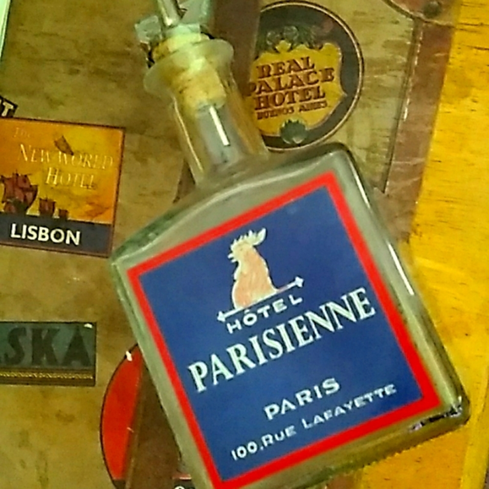🗼 PARIS EIFFEL TOWER Vintage Vinegar CRUET GLASS BOTTLE French